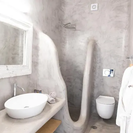 Private With Private Pool Pascals فيلة كالافاتيس