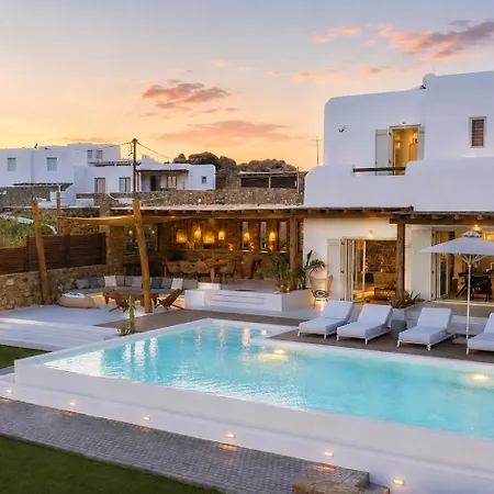 Red Venus Villa